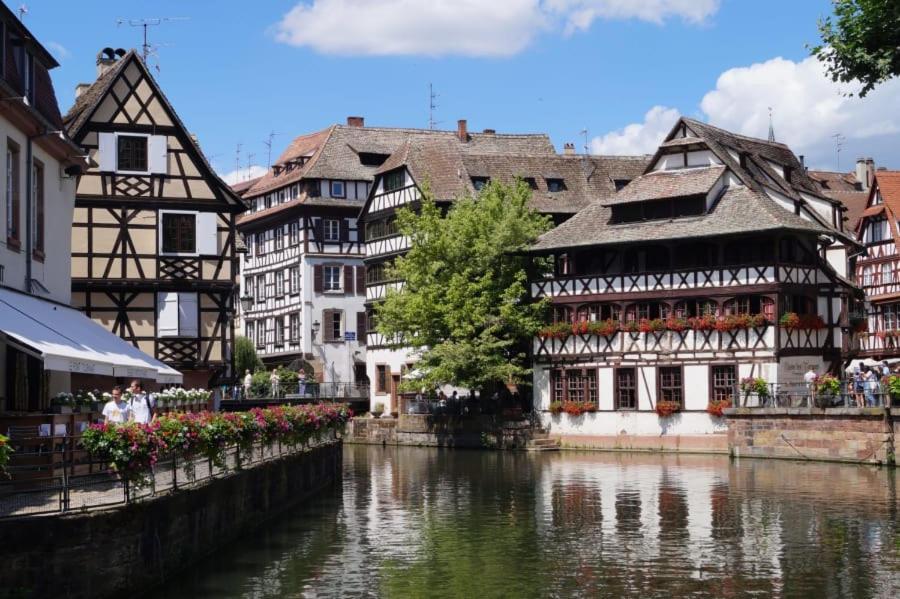 Le Clos d'Azel MAISON D'HOTES Flexbourg Kültér fotó
